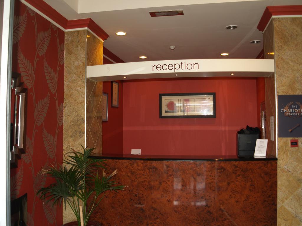 Antonine Hotel Falkirk Extérieur photo