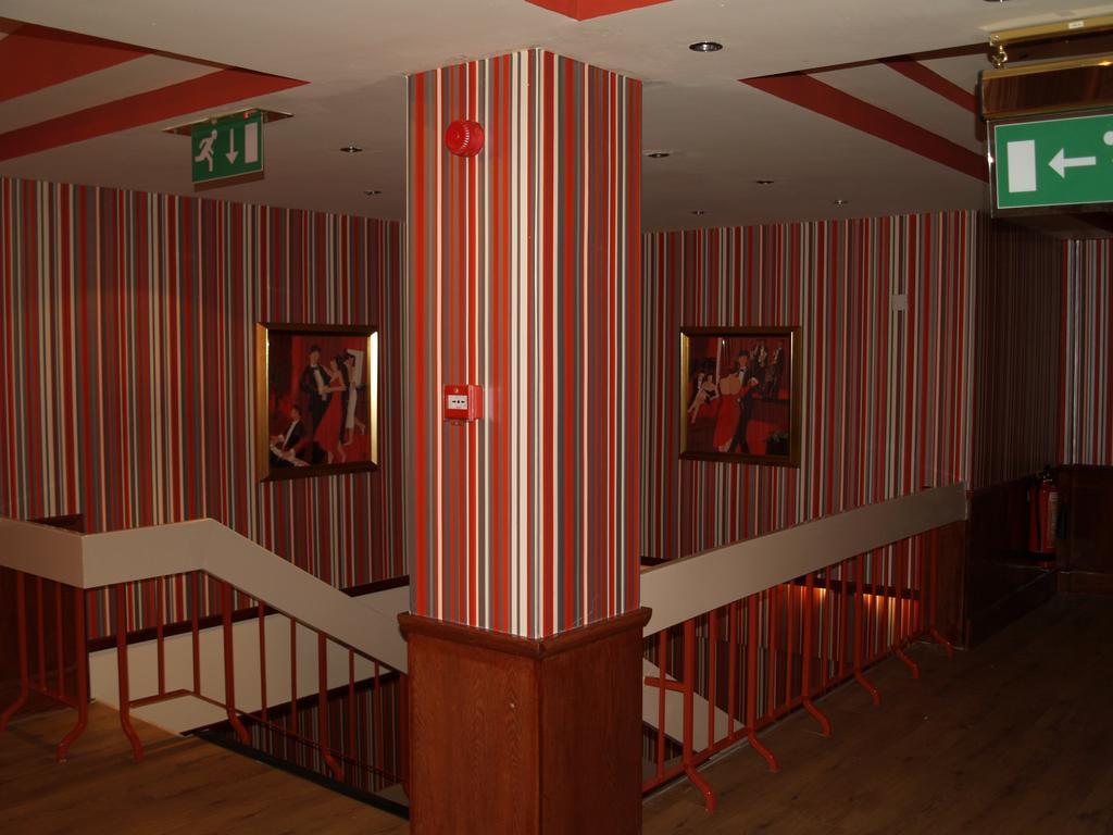 Antonine Hotel Falkirk Extérieur photo